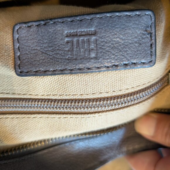 Frye "Carbon" Ari Leather Crossbody Bag - Picture 7 of 7